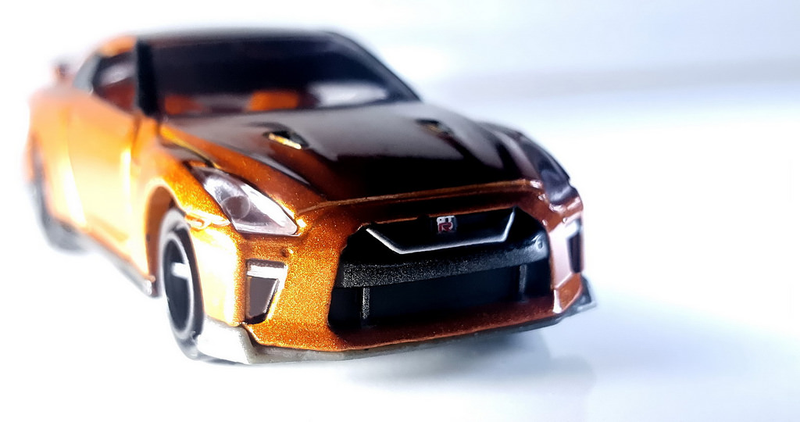 Illustration for article titled More of the orange Nissan..